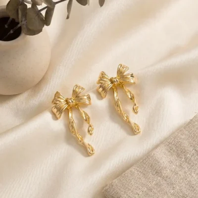AT earring-Golden-ONE